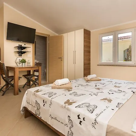 Bobeta 4 By Interhome *