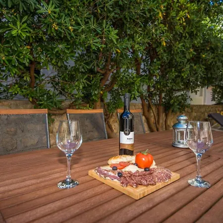 Bobeta 4 By Interhome דירה