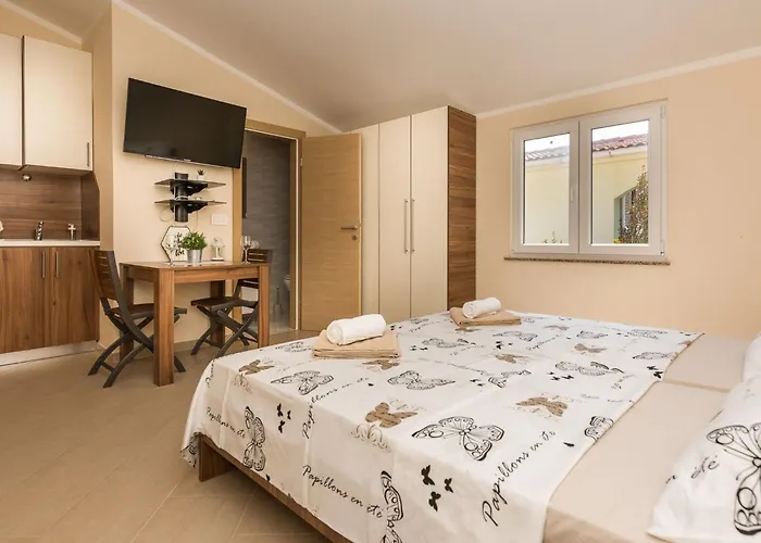 Bobeta 4 By Interhome *