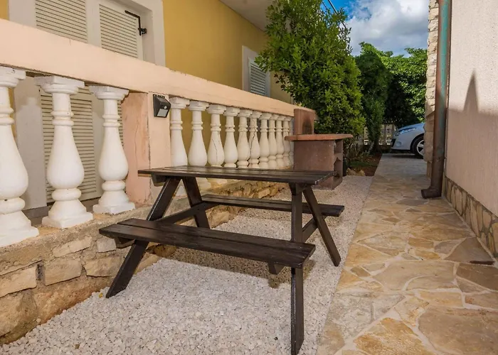 דירה Bobeta 4 By Interhome *